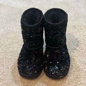 Black sparkly uggs size 12